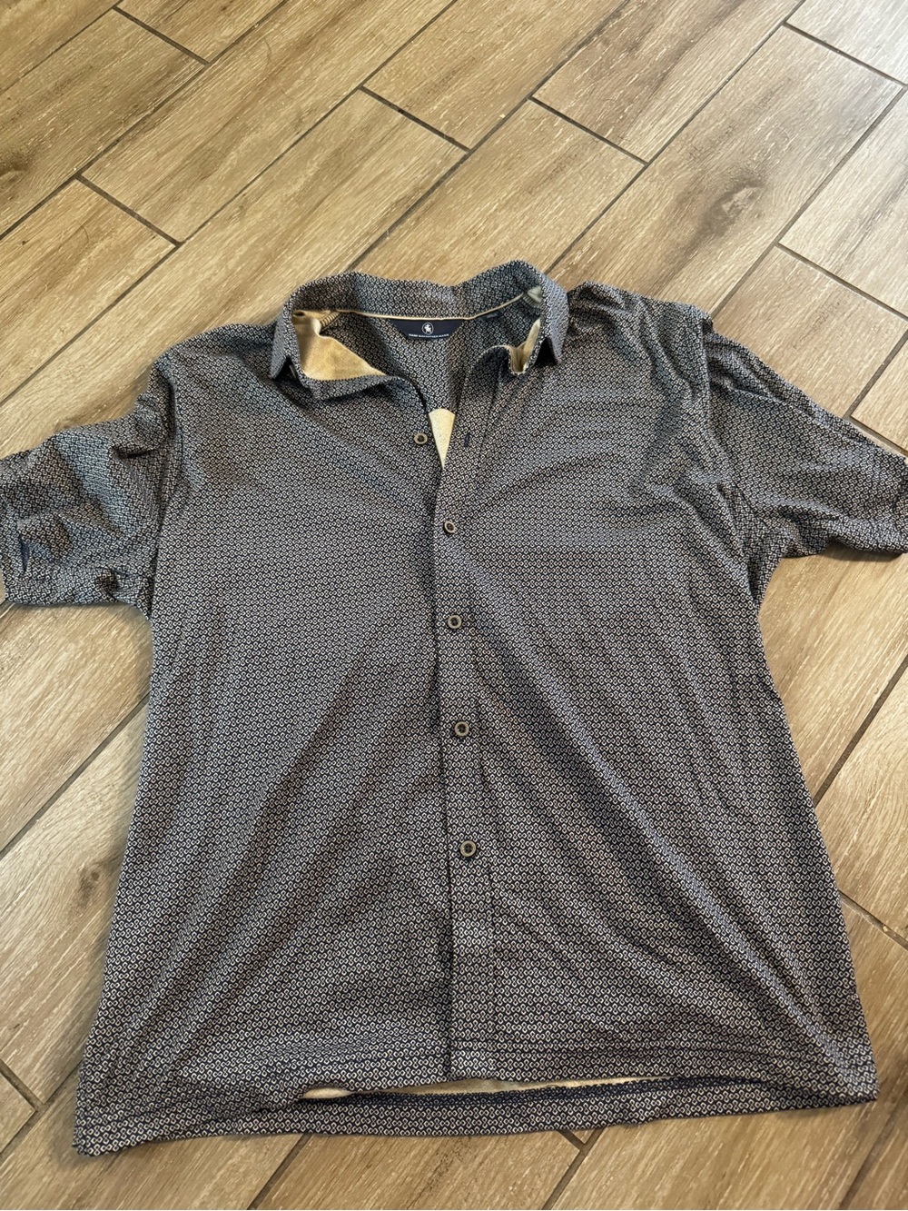 Hart Schaffner Marx Short Sleeve Button-Down Shirt 100% cotton